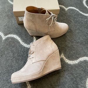 Dolcetta Women’s shoes “Terri” NEW  IN BOX